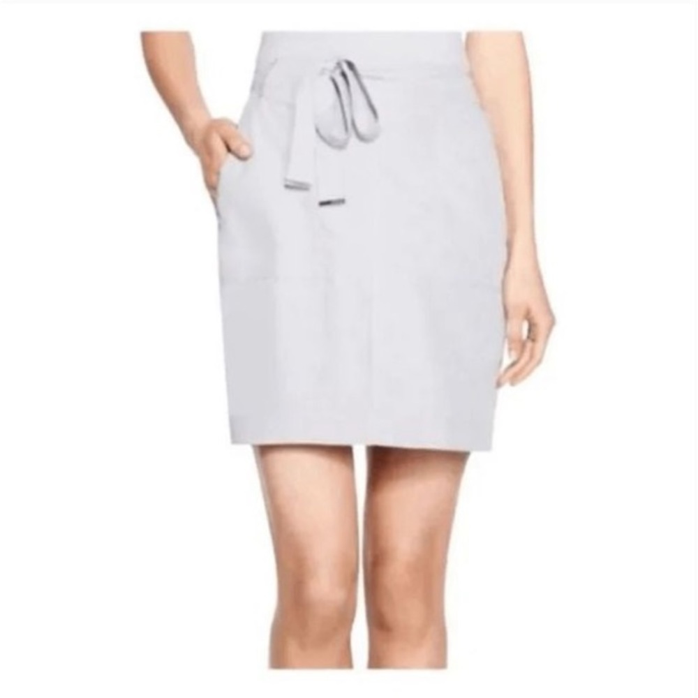 White House Black Market casual mini skirt